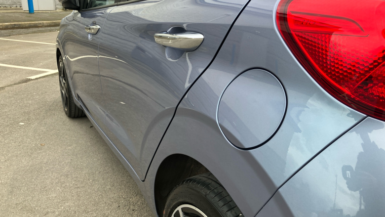 Hyundai i10 1.2 [79] Premium 5dr Auto [Nav] Petrol Hatchback